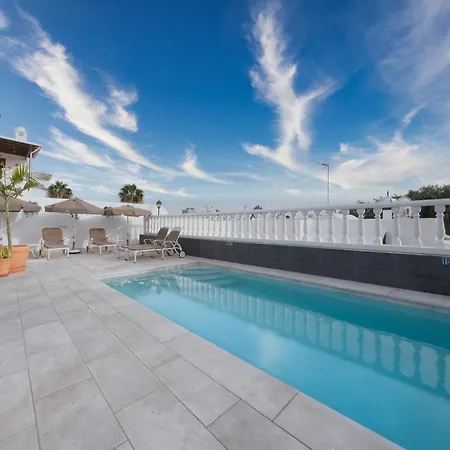 Villa Casa San Valentin Con Piscina Privada Puerto del Carmen (Lanzarote)