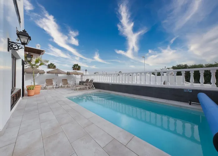 Villa Casa San Valentin Con Piscina Privada Puerto del Carmen (Lanzarote)